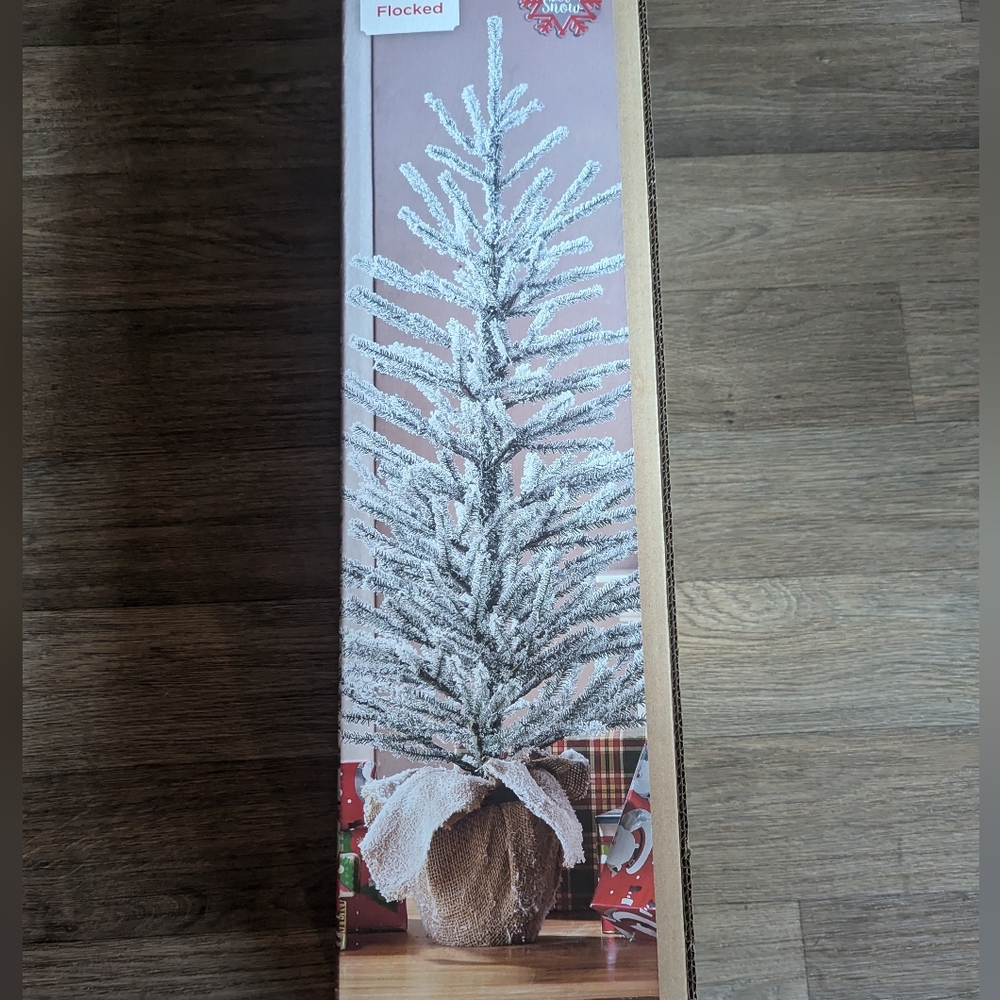 NIB Flocked Artificial 3' Snow Christmas Tree Burlap Base Decor - Picture 2 of 5
